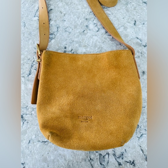 Golden Yellow Leather Suede Shoulder Bag - Picture 2 of 3